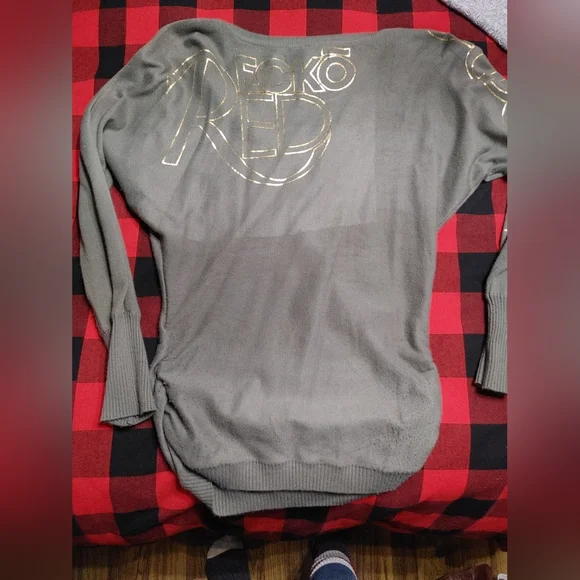 ECHO sweater - Picture 2 of 2